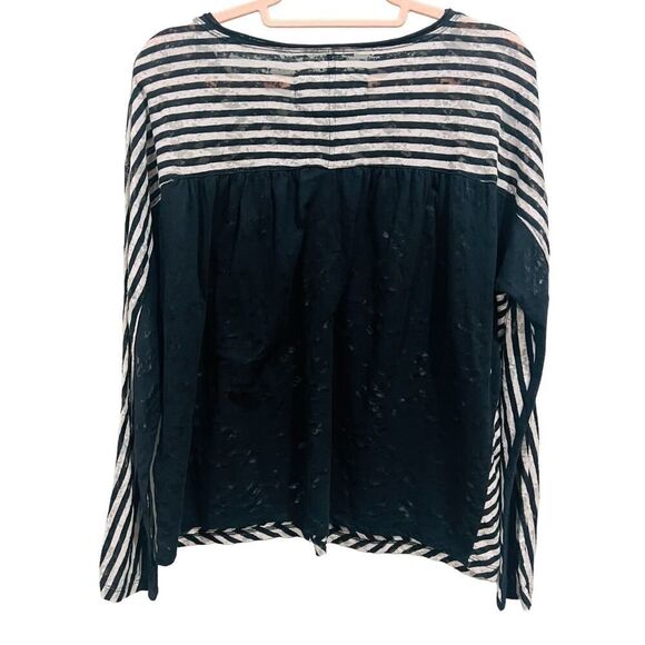 Anthropologie Pilar V-neck Black Lack Relaxed Fit casual top size medium - Picture 7 of 13